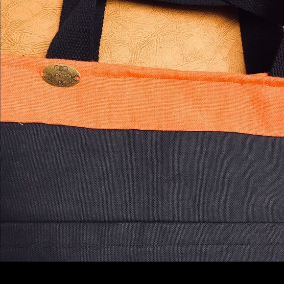 Handmade and embroidered Moonlit Kitty tote - Picture 6 of 8